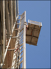 HVM GmbH - Vermietung von Bauaufz&uuml;gen und Ger&uuml;stbauwinden in Berlin und Brandenburg